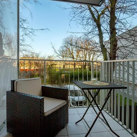 Friendhouse Apartments Vistula&Wawel Krakow Exterior photo